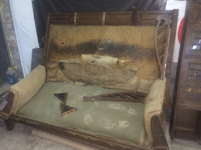 Реставрация старого дивана в Элит-Винтаж - До